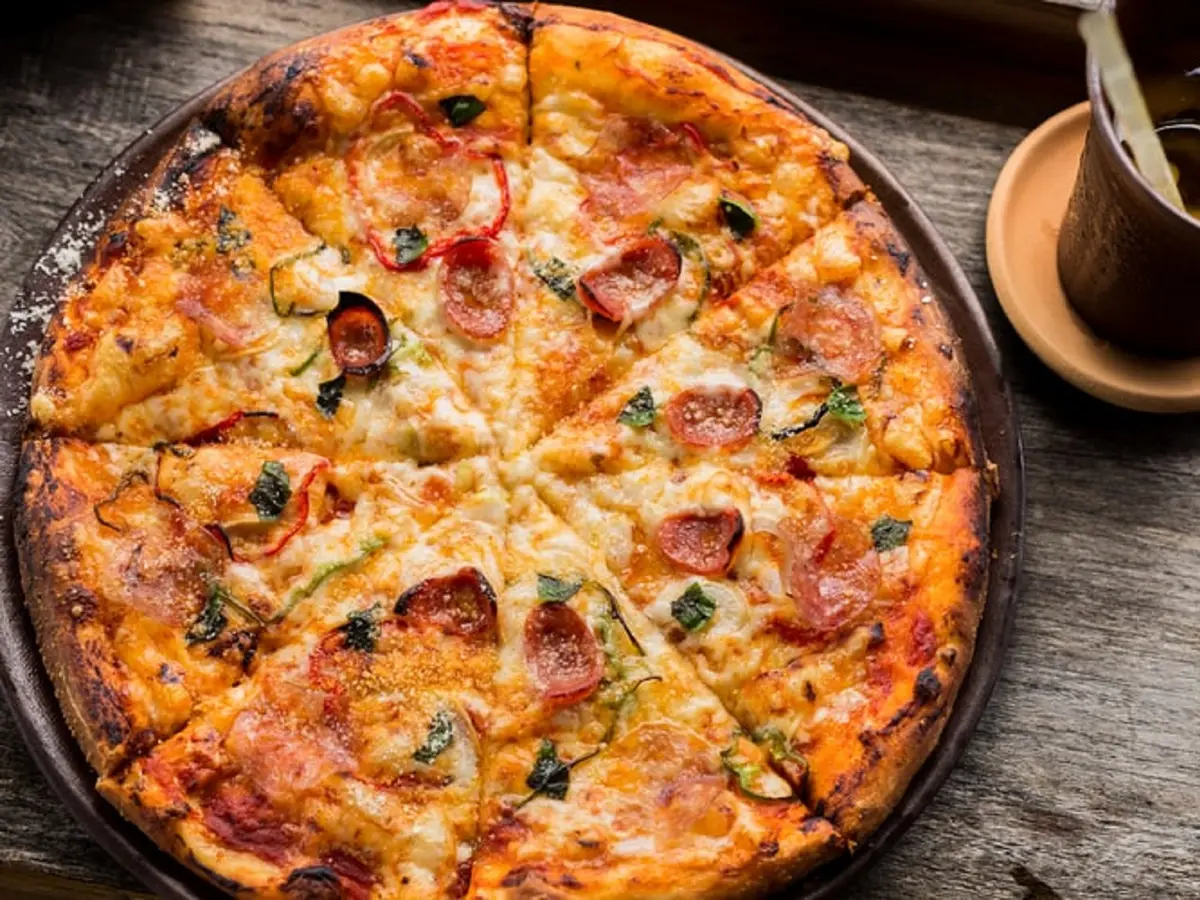 Asal Muasal Terbentuknya Makanan Pizza