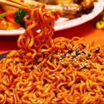 Warga Denmark Rayakan Kembalinya Mie Samyang