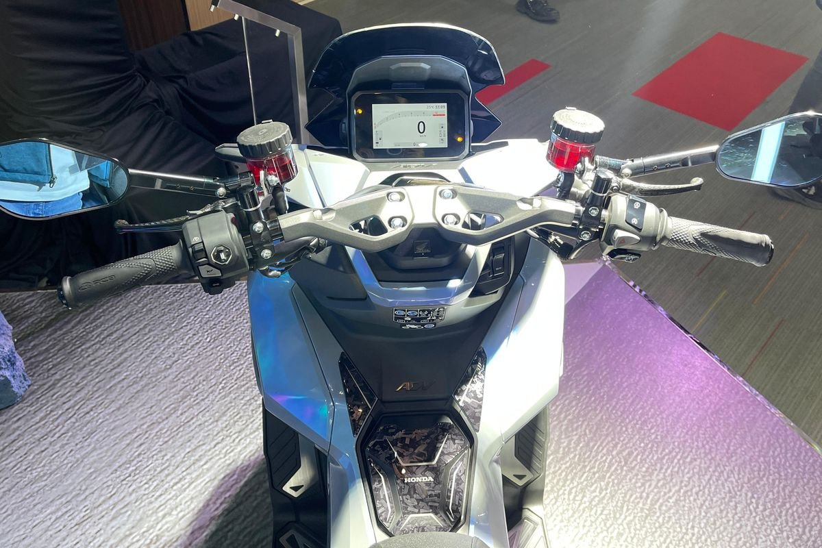 Layar TFT RoadSync
