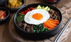 Bibimbap, Sajian Korea Selatan yang Mencuri Perhatian Bibimbap, Sajian Korea Selatan yang Mencuri Perhatian