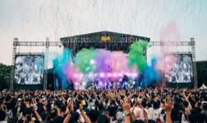 Festival Musik Indonesia Yang Selalu Punya Cara Menghidupkan Kota Dan Emosi Penonton_11zon Festival Musik Indonesia Yang Selalu Punya Cara Menghidupkan Kota Dan Emosi Penonton