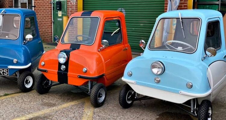 Peel P50, Mobil Terkecil di Dunia yang Bisa Diangkat dengan Tangan