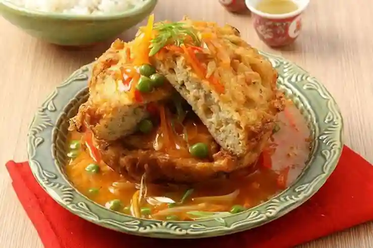 Resep Fuyunghai Renyah dan Tebal dengan Saus Asam Manis ala Restoran